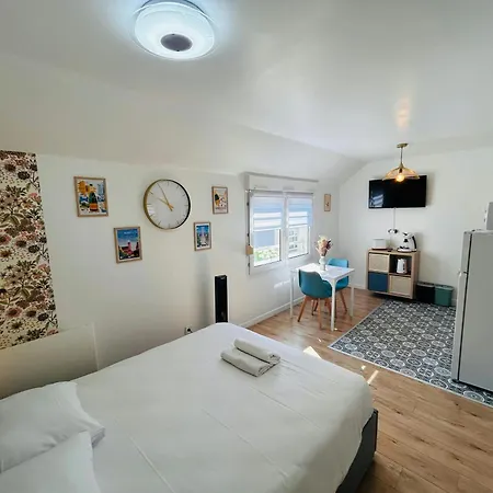 Les Bulles Ruinart Centre-ville Apartment *